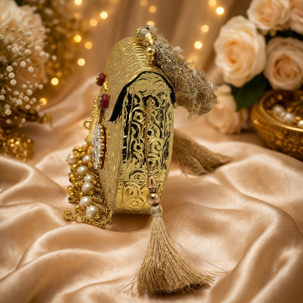 Metal Clutch with Kundan Work with Heavy Polishing